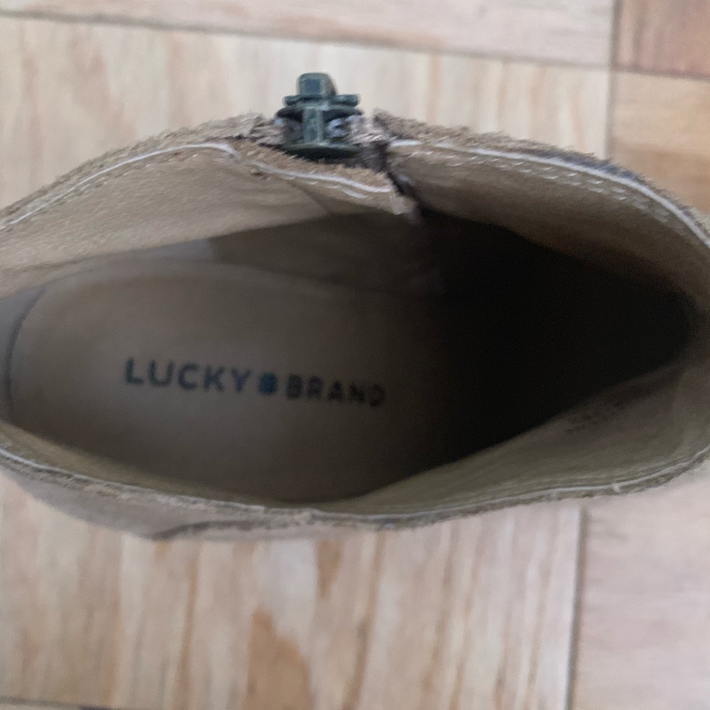 Shoes - Picture 3 of 3